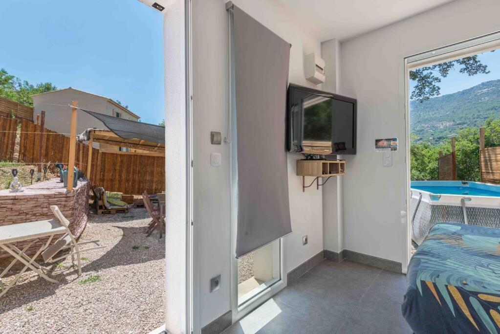 Aux Studio Sous Les Oliviers Netflix Et Disney Plus Contes  Εξωτερικό φωτογραφία
